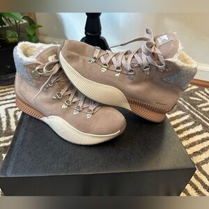 SOREL women’s out and about conquest ii winter hiking boots